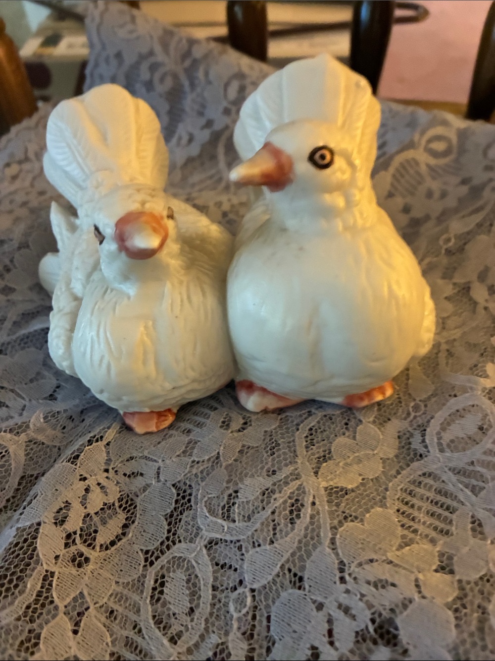 Vintage-Inspired Cream Ceramic Bird Figurines - Set of 2